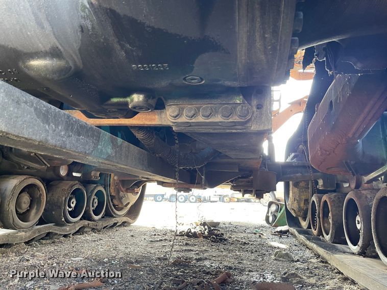 image for item YA2176 2022 John Deere 9RT 570 tractor