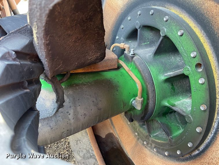 image for item YA2176 2022 John Deere 9RT 570 tractor