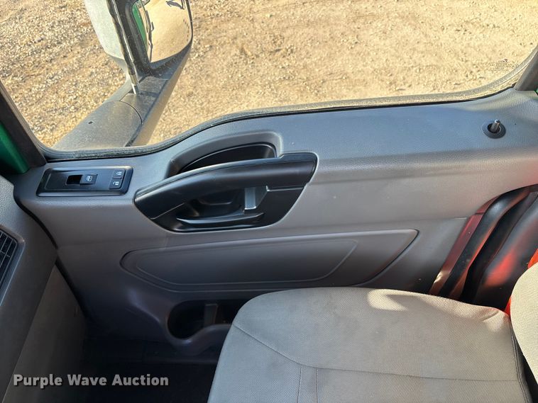 image for item DU0366 2020 International LT625 semi truck