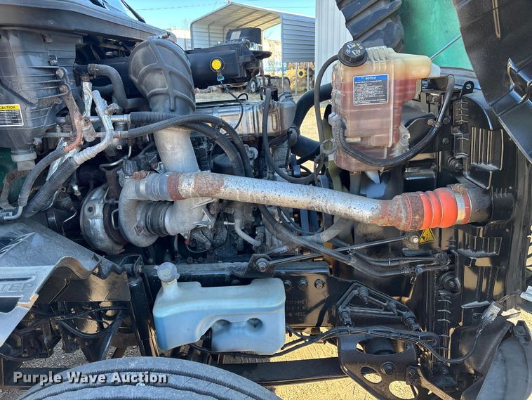 image for item DU0366 2020 International LT625 semi truck