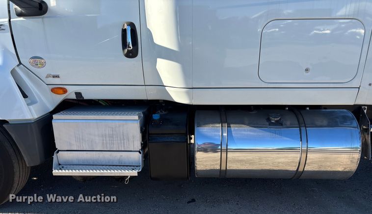 image for item DU0367 2020 International LT625 semi truck