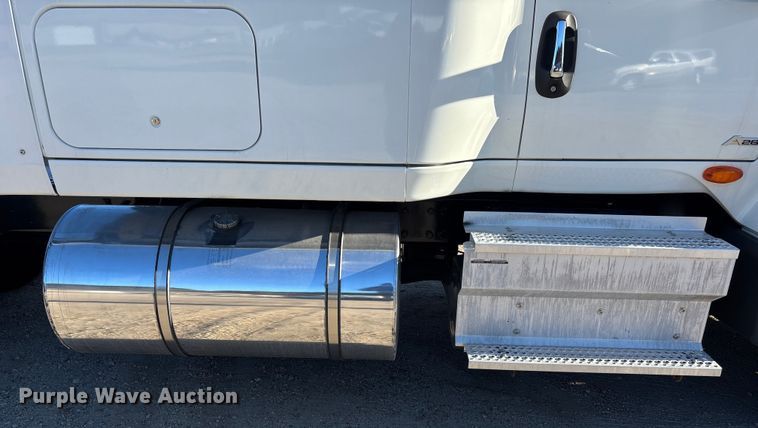 image for item DU0367 2020 International LT625 semi truck