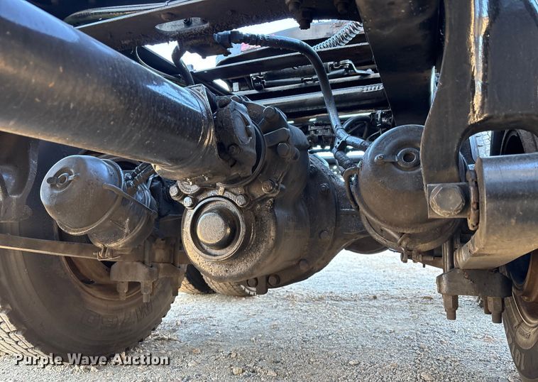 image for item DU0367 2020 International LT625 semi truck