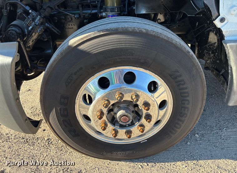 image for item DU0367 2020 International LT625 semi truck