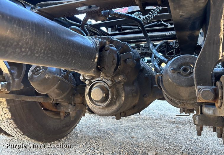 image for item DU0368 2020 International LT625 semi truck