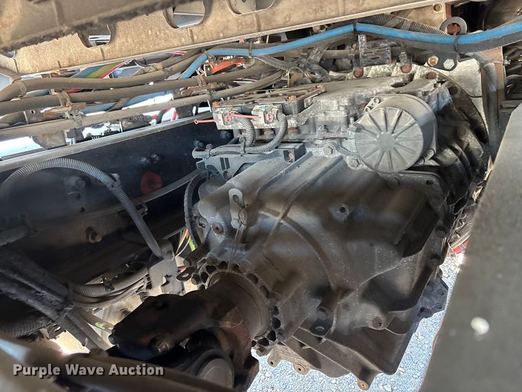 image for item DU0368 2020 International LT625 semi truck