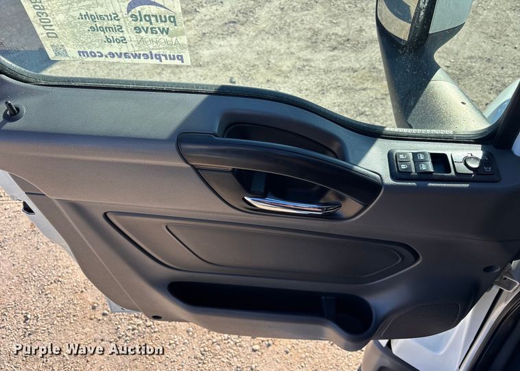 image for item DU0368 2020 International LT625 semi truck