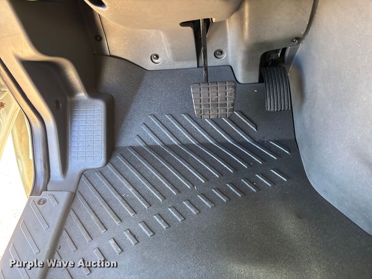 image for item DU0368 2020 International LT625 semi truck