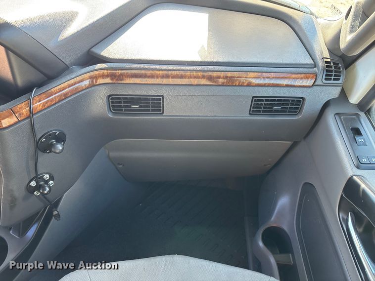 image for item DU0368 2020 International LT625 semi truck