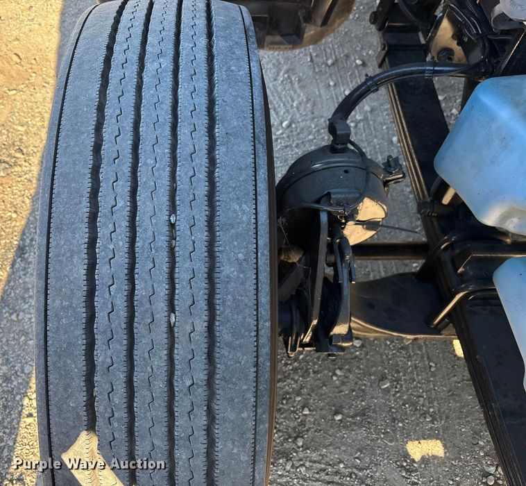 image for item DU0368 2020 International LT625 semi truck