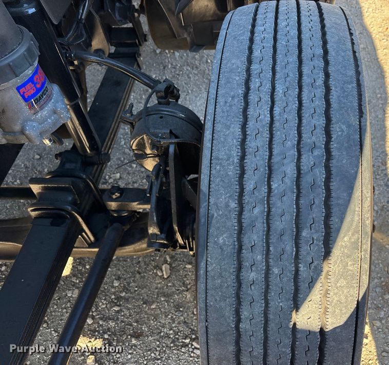 image for item DU0368 2020 International LT625 semi truck