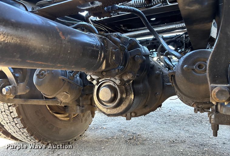 image for item DU0369 2020 International LT625 semi truck