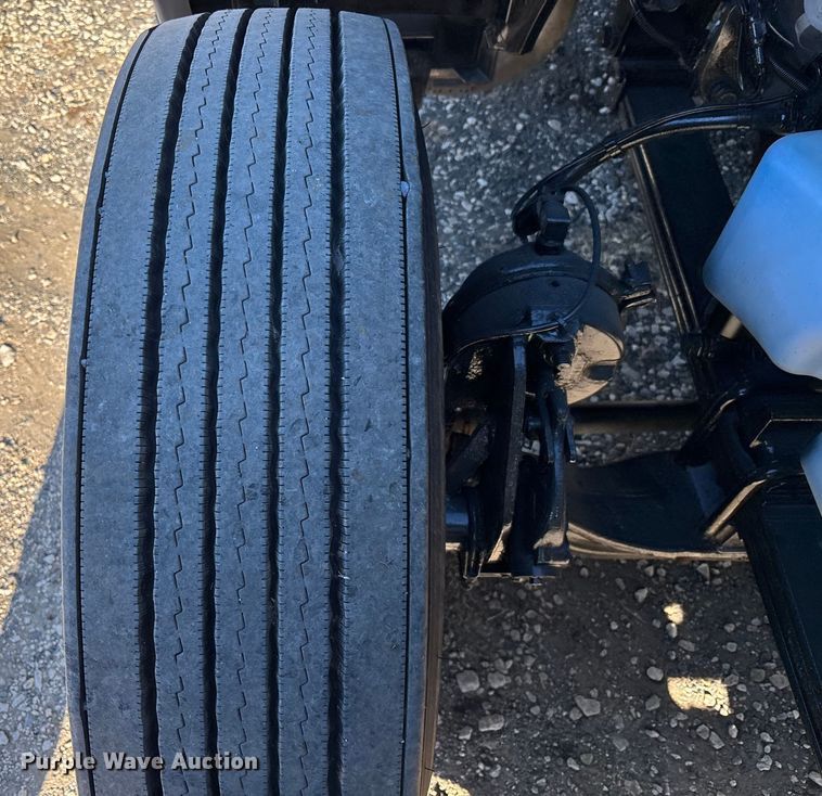 image for item DU0369 2020 International LT625 semi truck