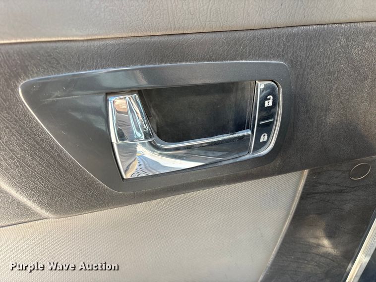 image for item DV6662 2017 Kenworth  glider kit semi truck