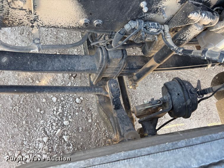 image for item DV6662 2017 Kenworth  glider kit semi truck