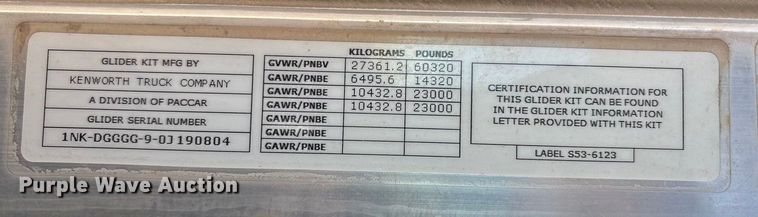 image for item DV6662 2017 Kenworth  glider kit semi truck