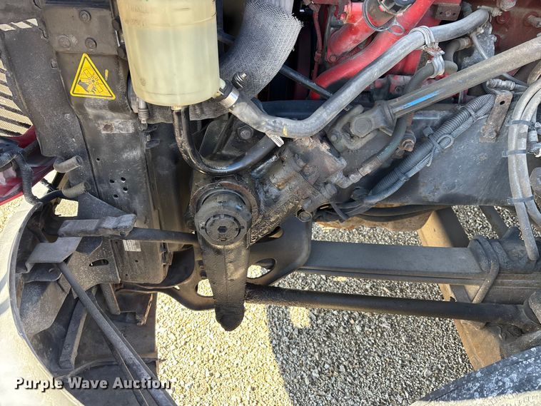 image for item DW7387 2014 International LF687 semi truck