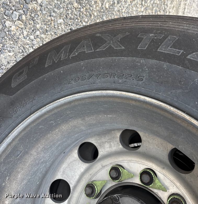 image for item DW7396 2013 Mac end dump trailer