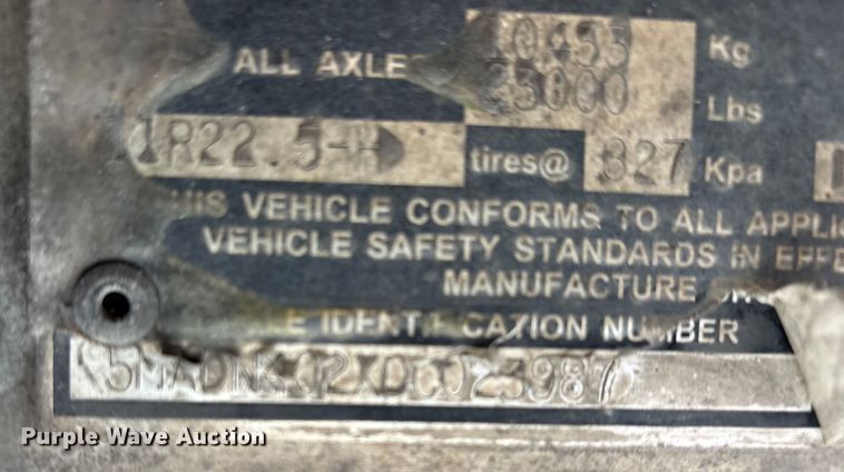 image for item DW7396 2013 Mac end dump trailer