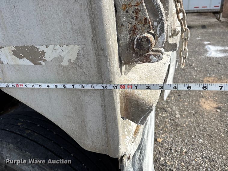 image for item DW7397 2006 East Manufacturing  end dump trailer