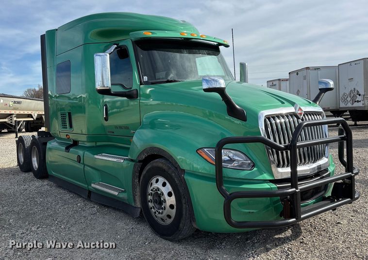 image for item DW7398 2024 International LT625 semi truck