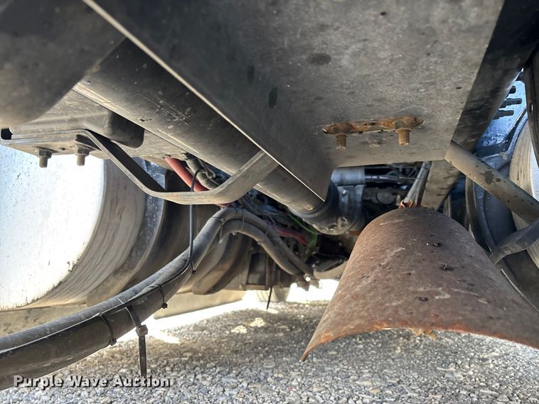 image for item DW7398 2024 International LT625 semi truck