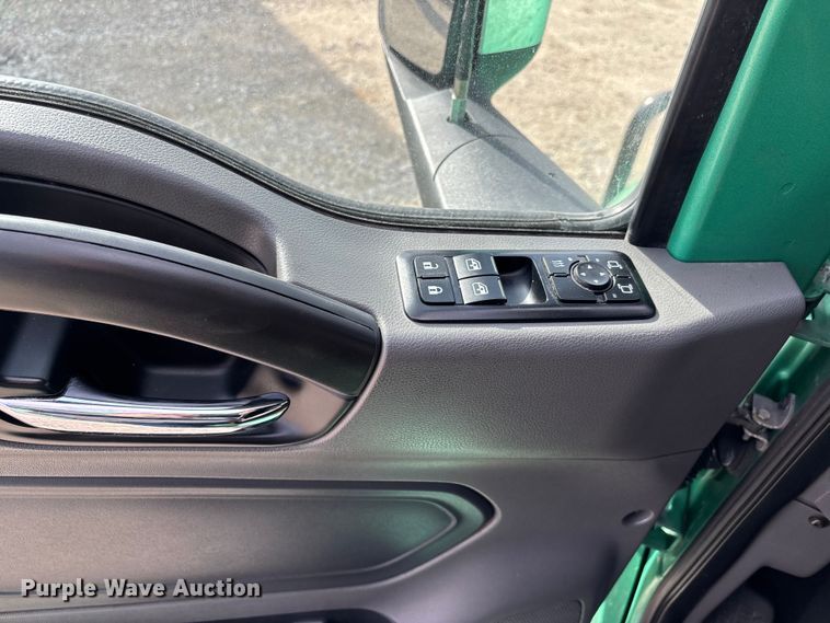 image for item DW7398 2024 International LT625 semi truck