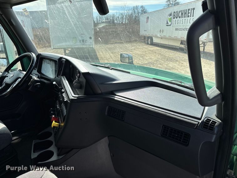 image for item DW7398 2024 International LT625 semi truck