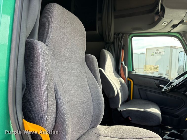 image for item DW7398 2024 International LT625 semi truck