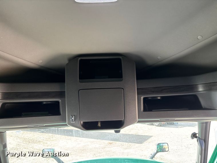 image for item DW7398 2024 International LT625 semi truck