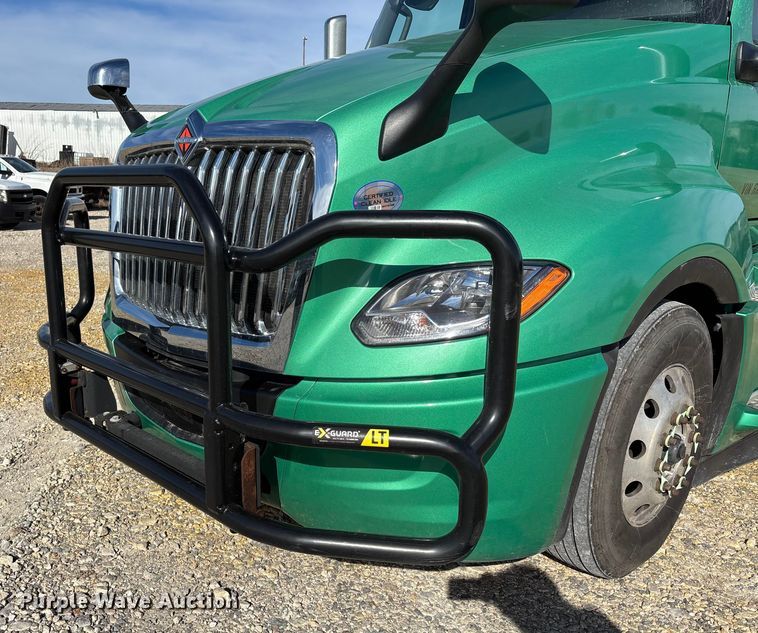 image for item DW7399 2024 International LT625 semi truck