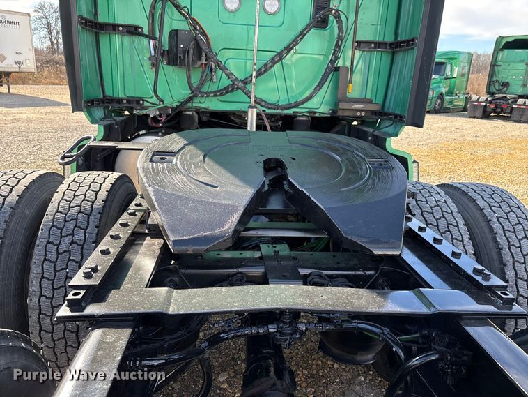 image for item DW7399 2024 International LT625 semi truck