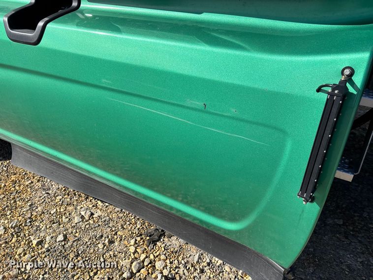 image for item DW7399 2024 International LT625 semi truck