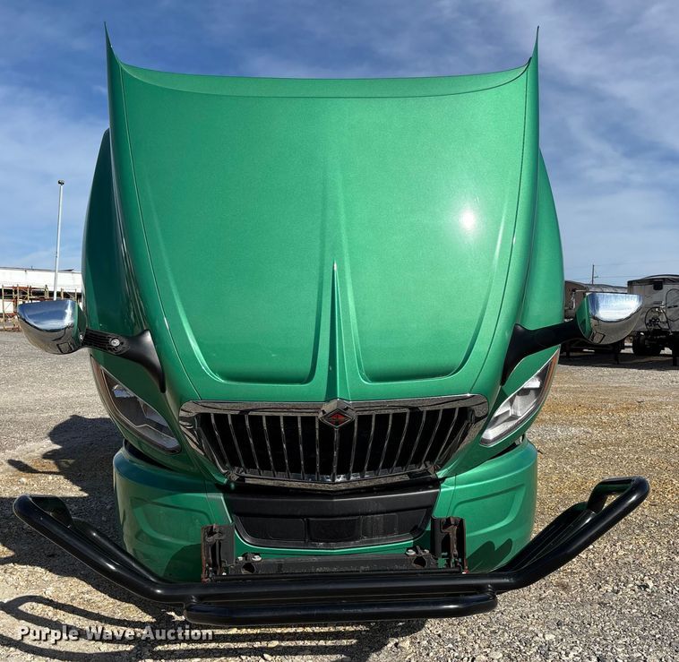 image for item DW7399 2024 International LT625 semi truck