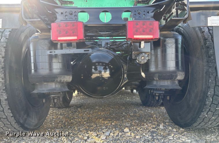 image for item DW7399 2024 International LT625 semi truck
