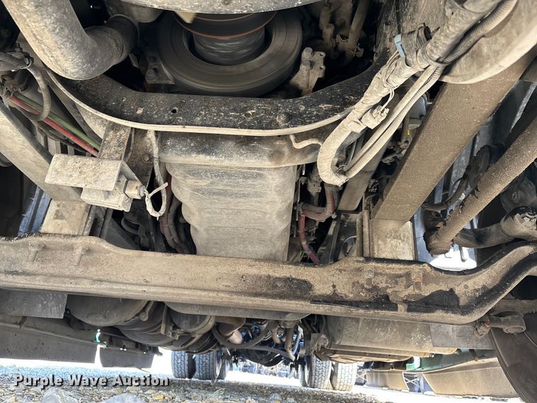 image for item DW7399 2024 International LT625 semi truck