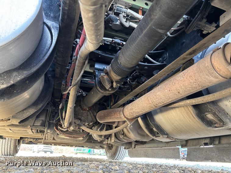 image for item DW7399 2024 International LT625 semi truck