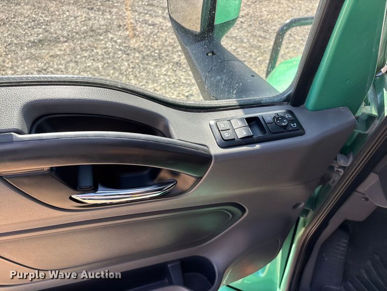 image for item DW7399 2024 International LT625 semi truck