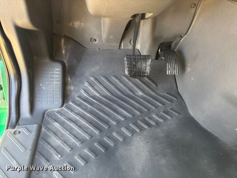 image for item DW7399 2024 International LT625 semi truck