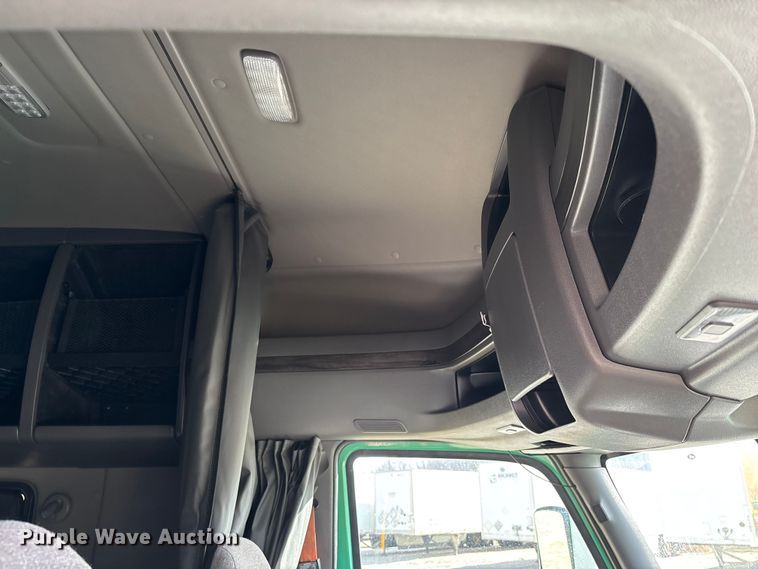 image for item DW7399 2024 International LT625 semi truck