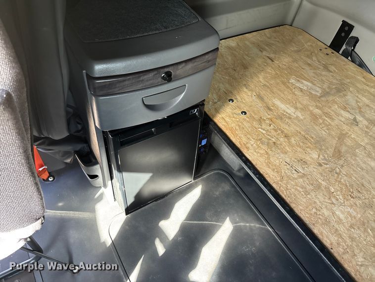 image for item DW7399 2024 International LT625 semi truck