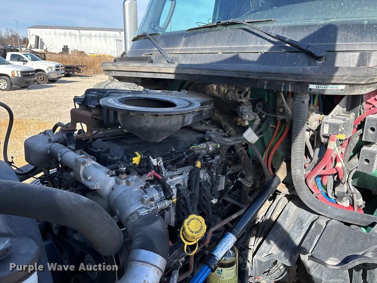 image for item DW7399 2024 International LT625 semi truck