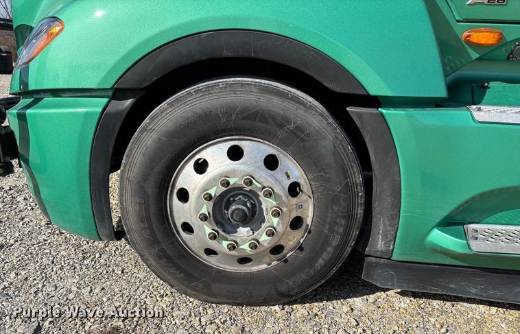 image for item DW7399 2024 International LT625 semi truck