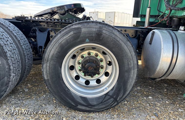 image for item DW7399 2024 International LT625 semi truck