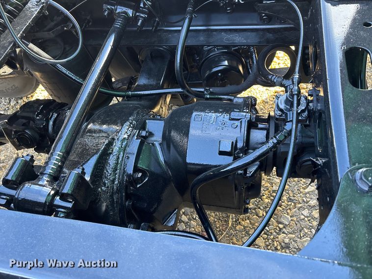 image for item DW7400 2022 International LT625 semi truck