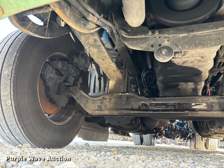 image for item DW7400 2022 International LT625 semi truck