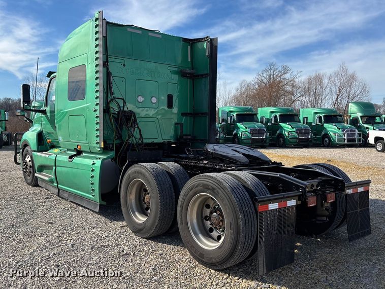 image for item DW7401 2024 International LT625 semi truck