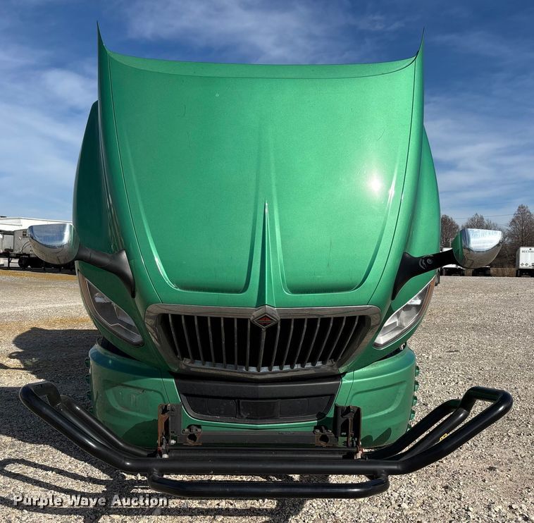 image for item DW7401 2024 International LT625 semi truck