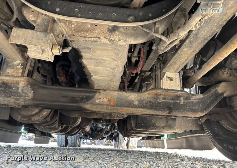 image for item DW7401 2024 International LT625 semi truck