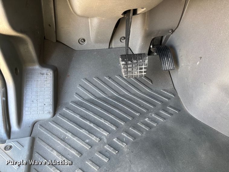 image for item DW7401 2024 International LT625 semi truck